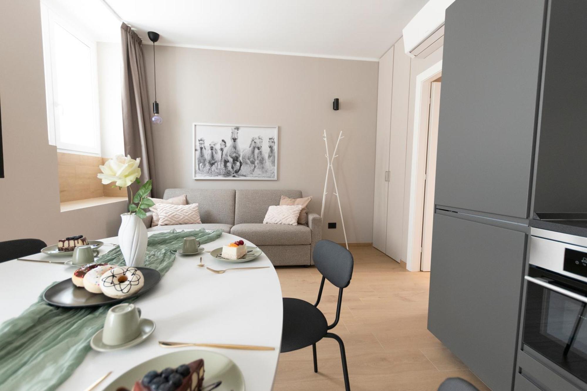 Ihost Luxury -free Parking- Plana 8 Milano
